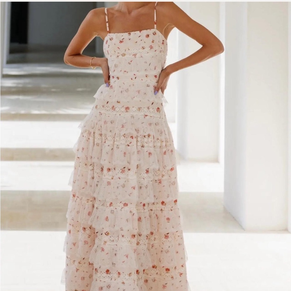 Elegant Floral Maxi Dress in Cream and Pink